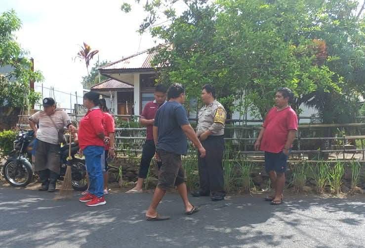Polsek Mapanget Sambangi Warga Kima Atas,Ada Apa Gerangan ?