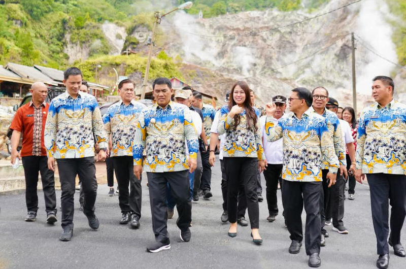 Bukit Kasih Kembali Bersinar: Gubernur Sulut Tinjau Langsung Potensi Wisata Alam Minahasa